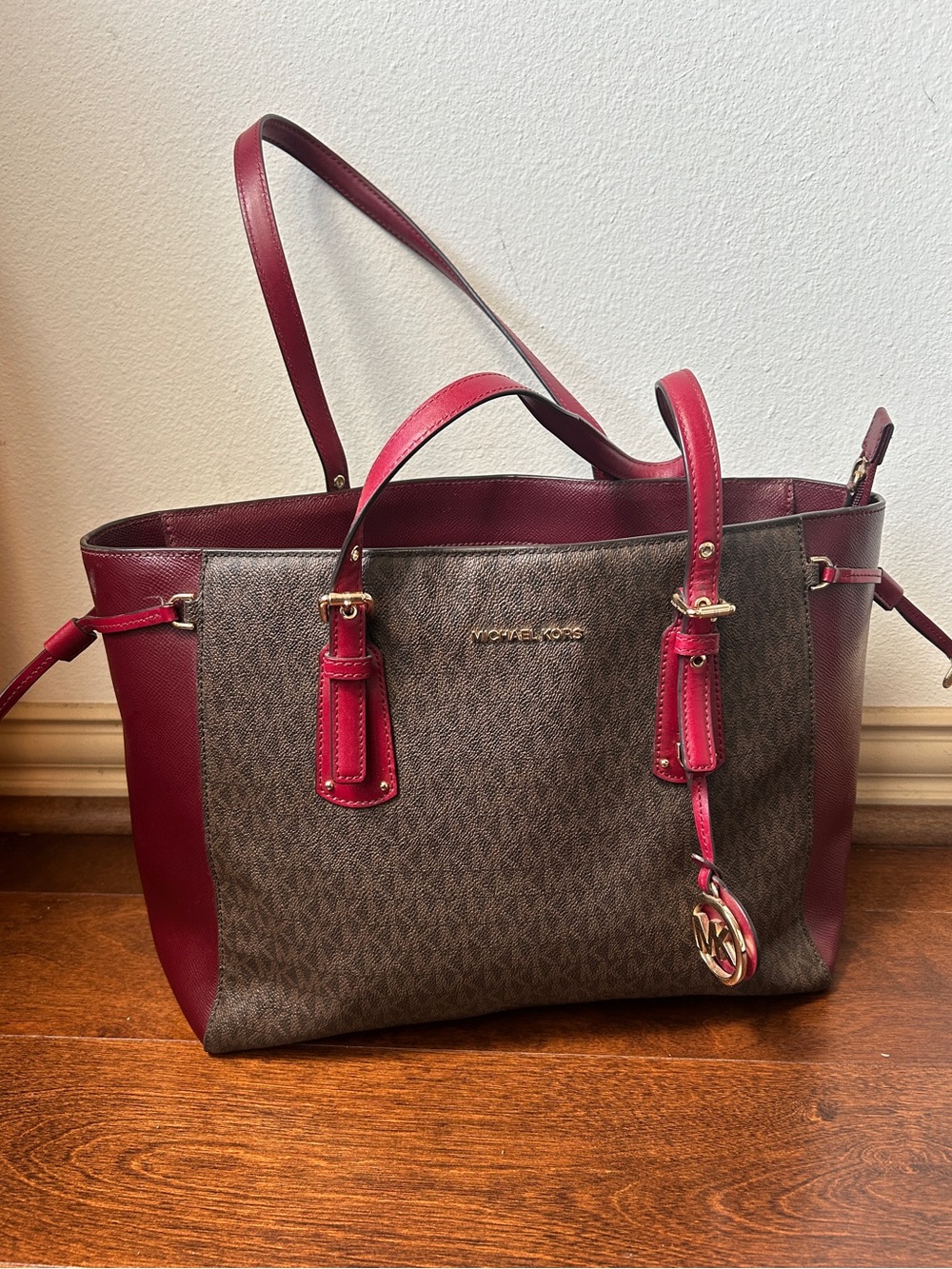 Michael Kors Voyager Burgundy Tote